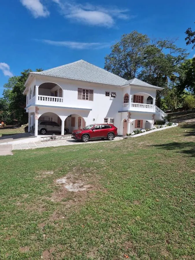 Shaw Park Gem Apt 12D Ocho Rios Apartment